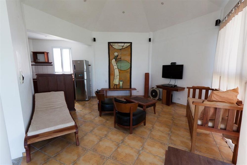 Aissatou Beach Resort Balabag  Luaran gambar